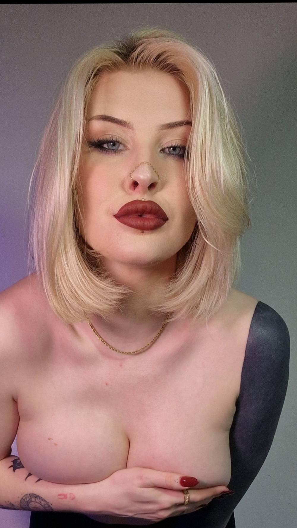 onlymistressred OnlyFans – free nudes, naked, leaked