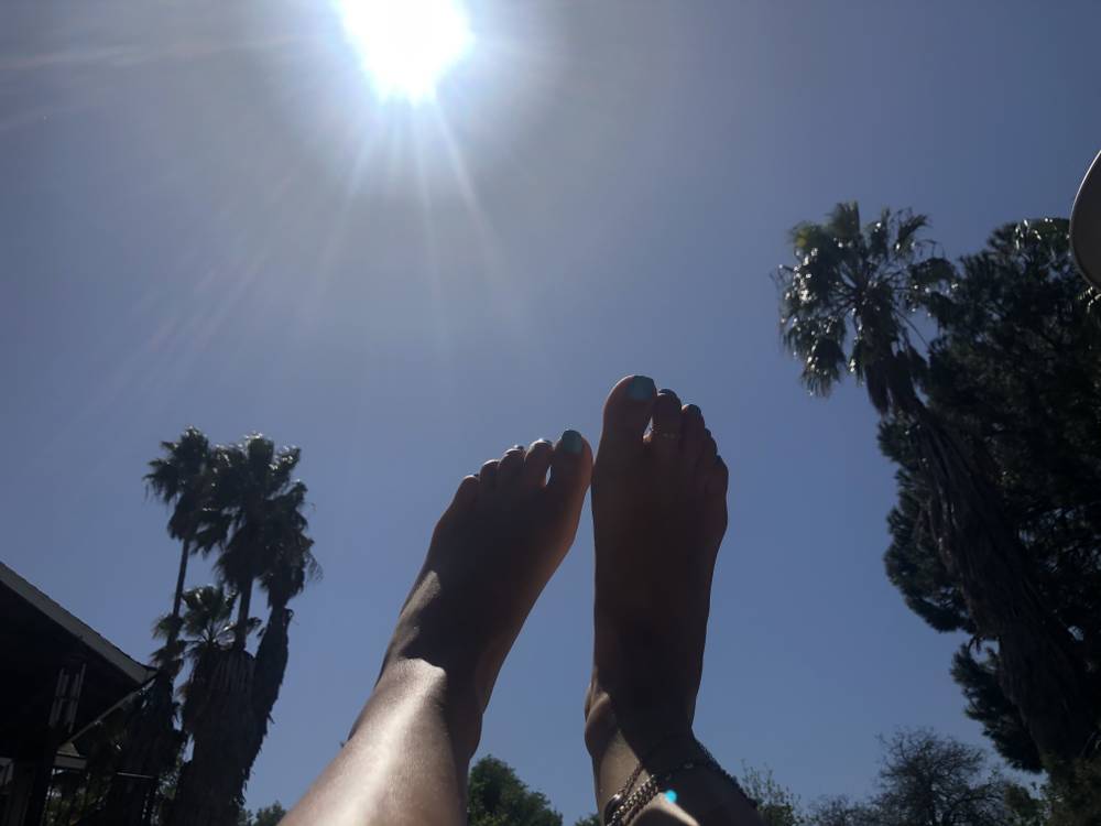 sarasfeet