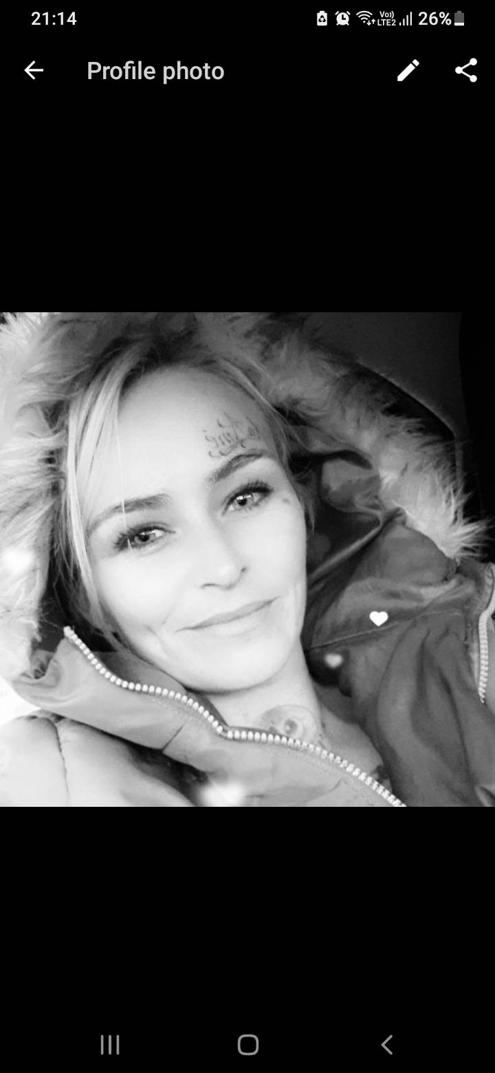 Yolandi Visagie