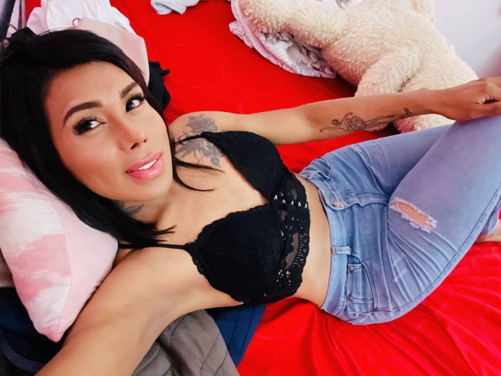 kenya Garate