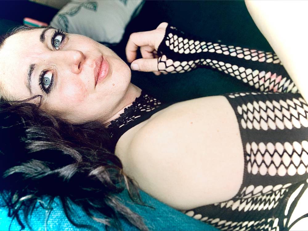 DeviantDesire