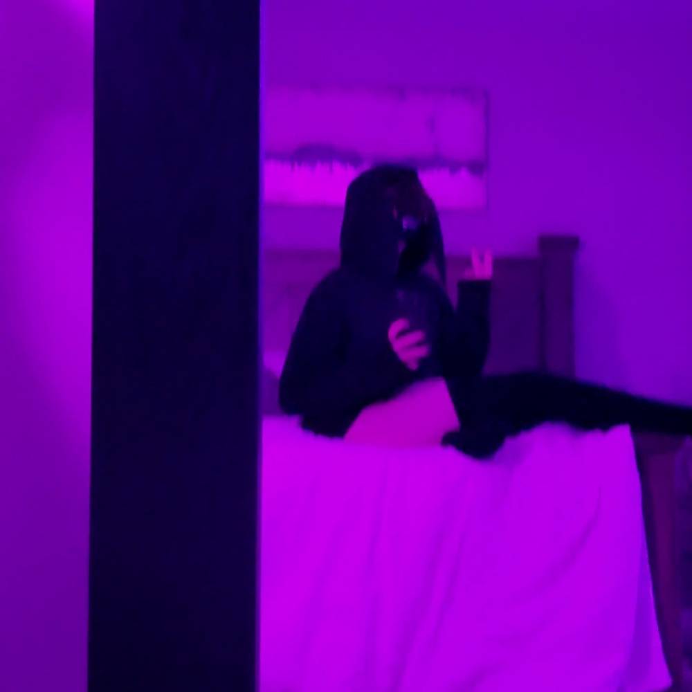 Femboy Ari