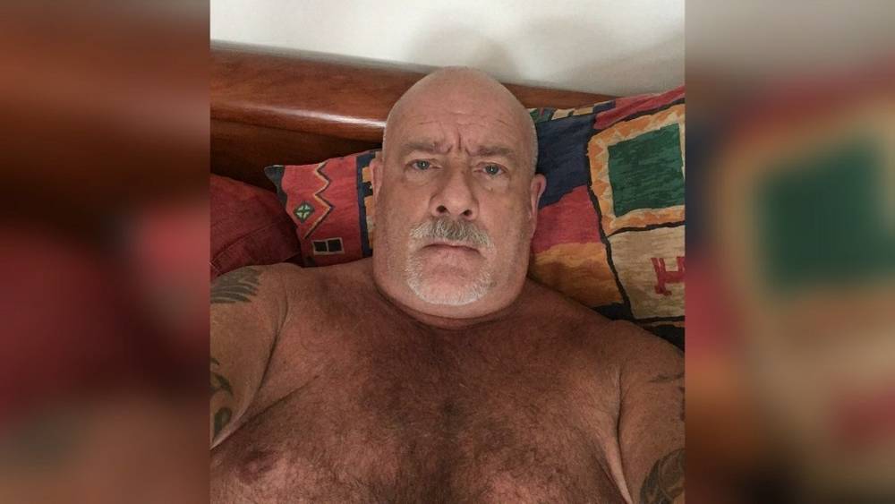 Sam Stern - Hung Top Bear Dad