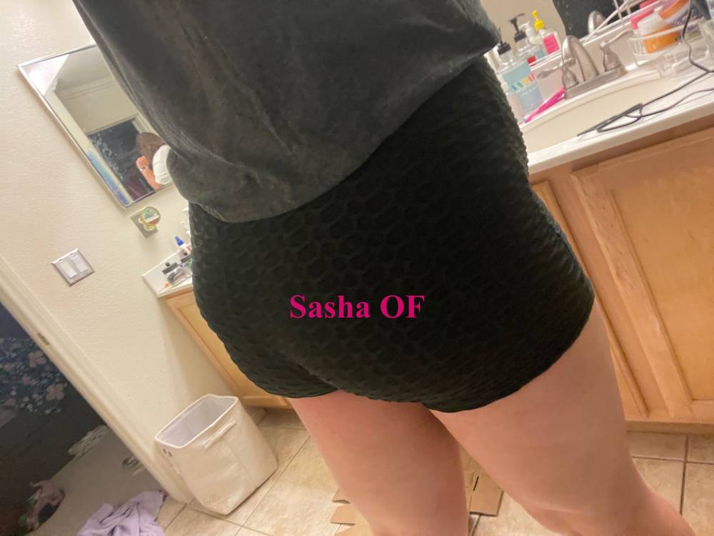 Sasha with a Booty