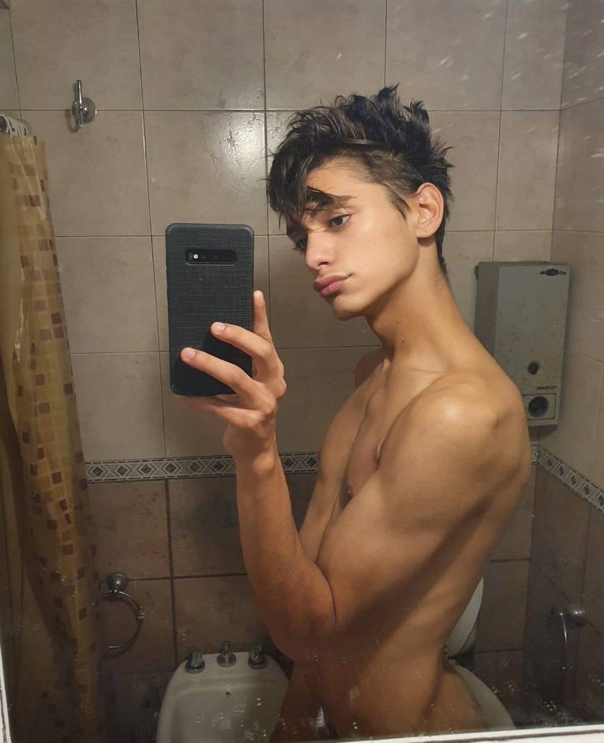 BruceTwink