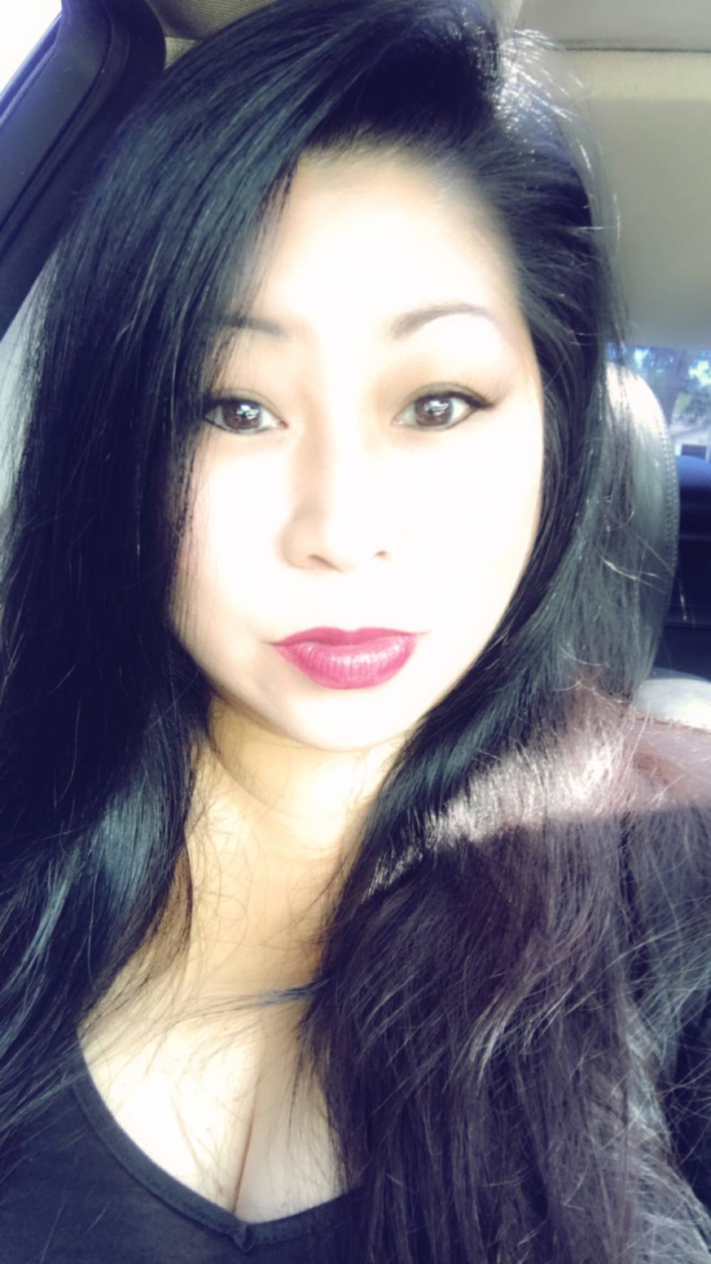 BustyAsianMILF